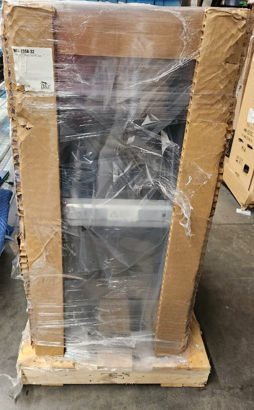 Middle Atlantic BGR-25SA-32 Stand Alone Rack Enclosure (25 U) - Image 4