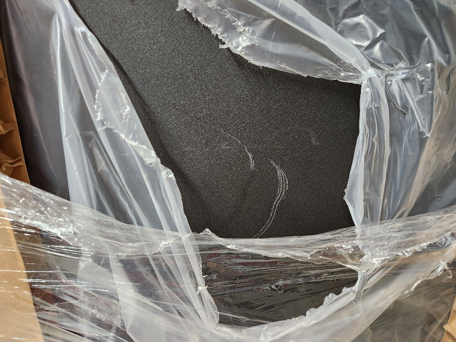 Middle Atlantic BGR-25SA-32 Stand Alone Rack Enclosure (25 U) - Image 6